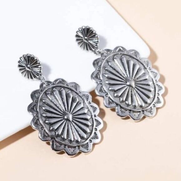 SILVER CONCHO DANGLE EARRINGS  - Picture 4 of 6